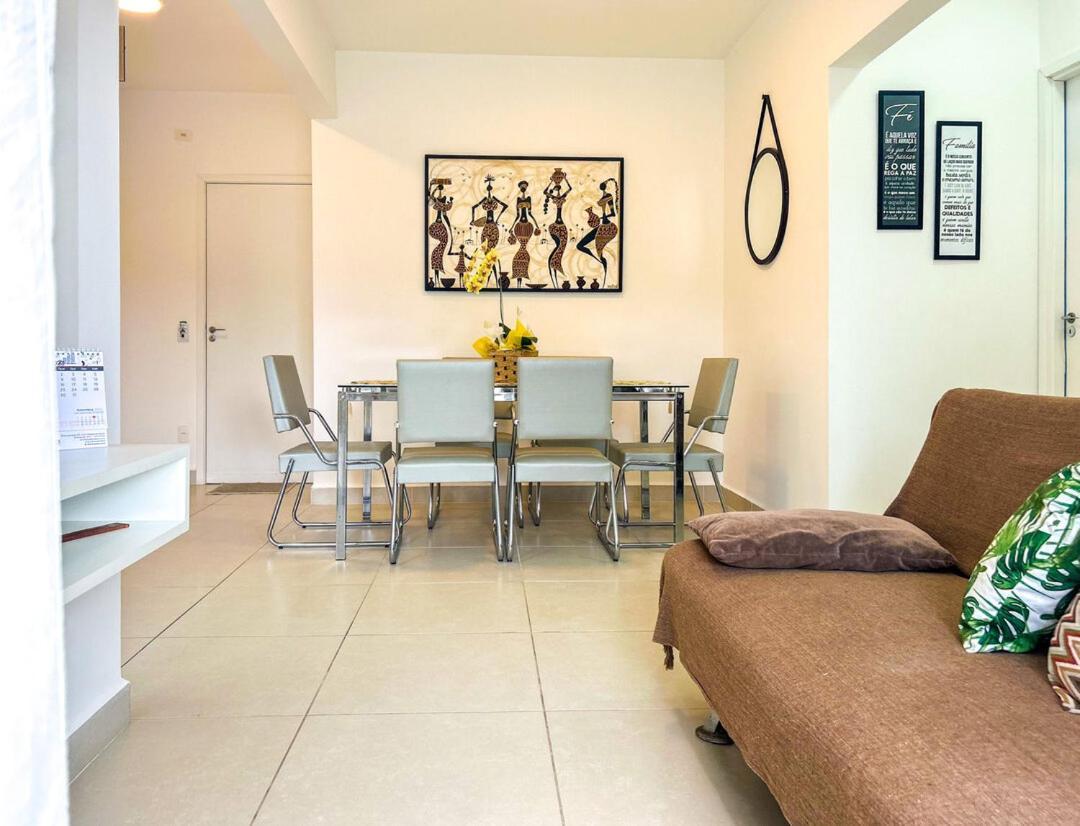 Apto A 350m Da Praia Das Toninhas Em Sp Apartamento